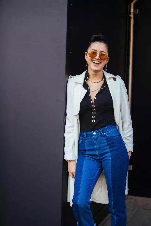 這是個萬能的時髦小物,能顯臉小還能輕鬆點亮全身!