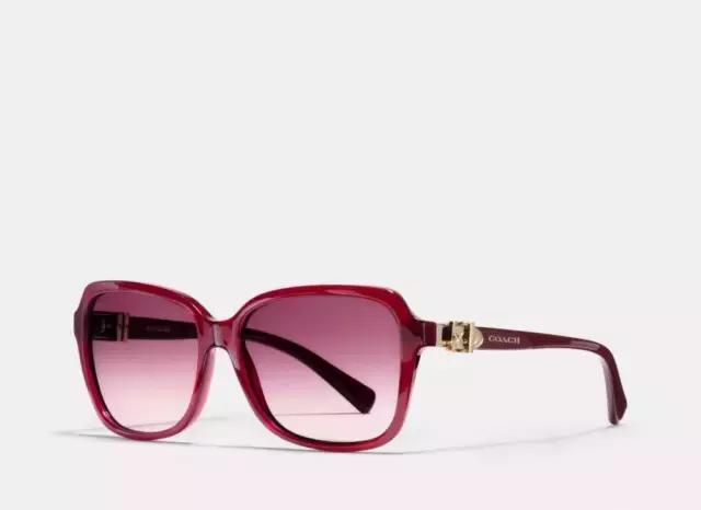 這是個萬能的時髦小物,能顯臉小還能輕鬆點亮全身!