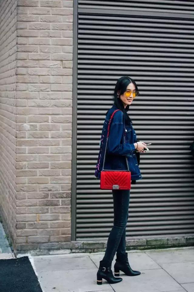 這是個萬能的時髦小物,能顯臉小還能輕鬆點亮全身!