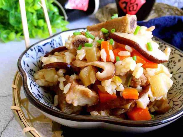 這飯我家隔三差五就想吃,不吃就饞得慌,有了這飯都不用炒菜了