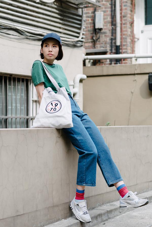 只需一個帆布袋,Effortless Chic風就能輕鬆打造出來!