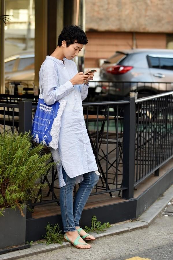 只需一個帆布袋,Effortless Chic風就能輕鬆打造出來!