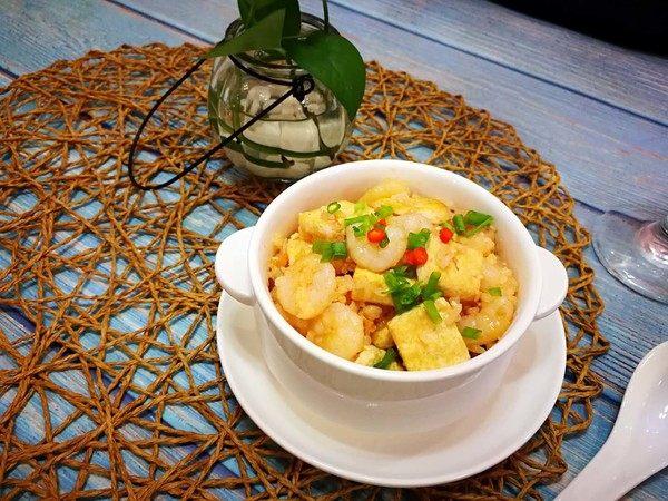 天氣熱不想做飯，這款“懶人燜飯”讓你食慾全開，保證一粒米不剩