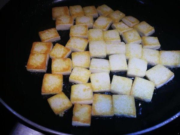 天氣熱不想做飯，這款“懶人燜飯”讓你食慾全開，保證一粒米不剩