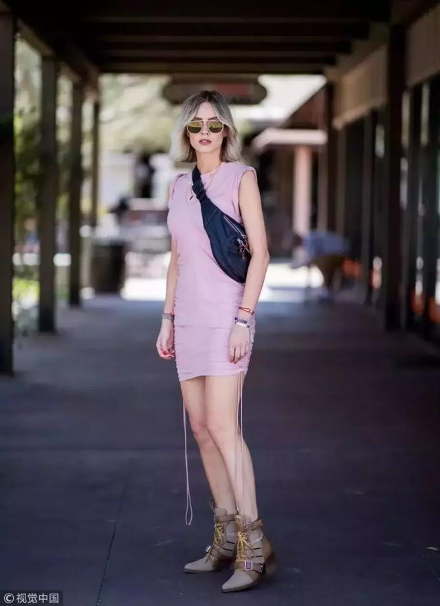 所有姑娘都能模仿的穿搭套路，她有