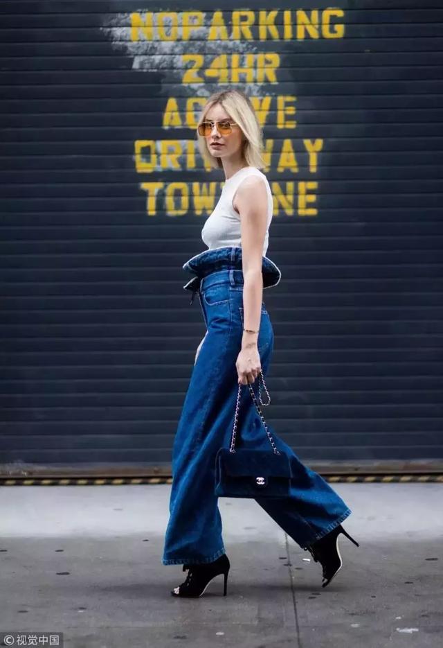 所有姑娘都能模仿的穿搭套路，她有