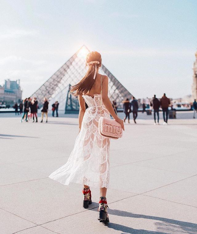 白色的單品搭配出來美到哭,別看了,趕緊學起來