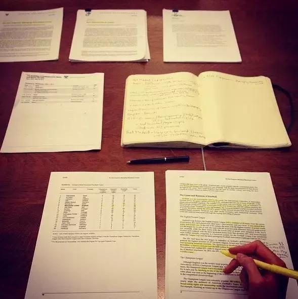 長腿超模放棄900萬美元高薪當碼農，26歲成功登上福布斯！