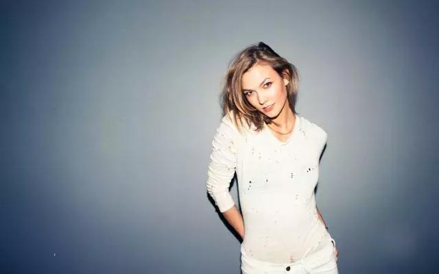 長腿超模放棄900萬美元高薪當碼農，26歲成功登上福布斯！