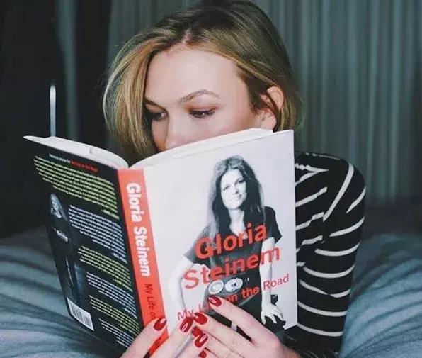 長腿超模放棄900萬美元高薪當碼農，26歲成功登上福布斯！