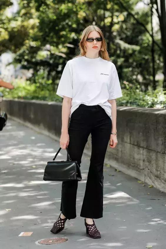 一條小黑褲,搞定100種時髦搭配! !