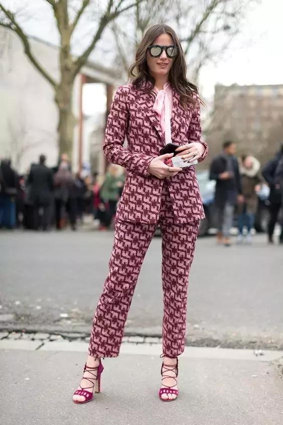 高跟鞋與九分褲，時髦搭配讓你玩轉整個夏天！