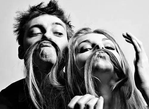 缺愛女人四大表象，男人一定要懂