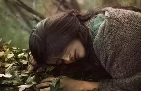 缺愛女人四大表象，男人一定要懂