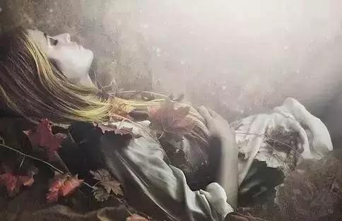 缺愛女人四大表象，男人一定要懂