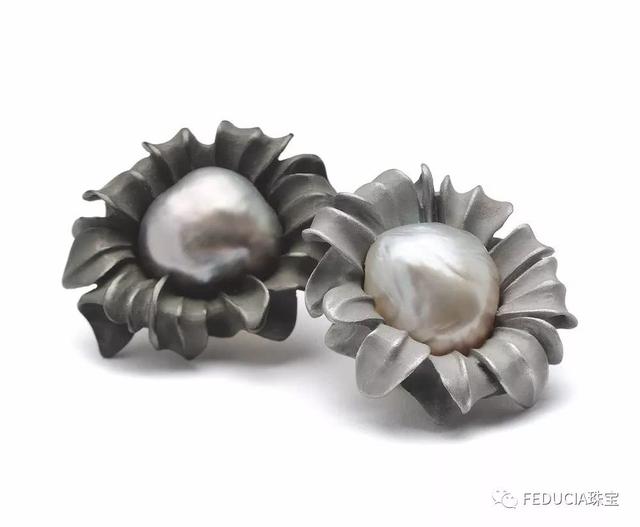 珍珠是一種古老的有機寶石,兩億年前的寶石保養!