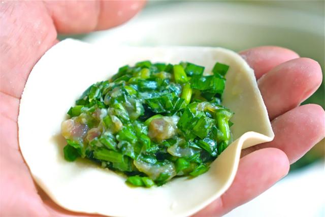 教你這樣做煎餃，又脆又香，學會了自己在家輕鬆做早餐