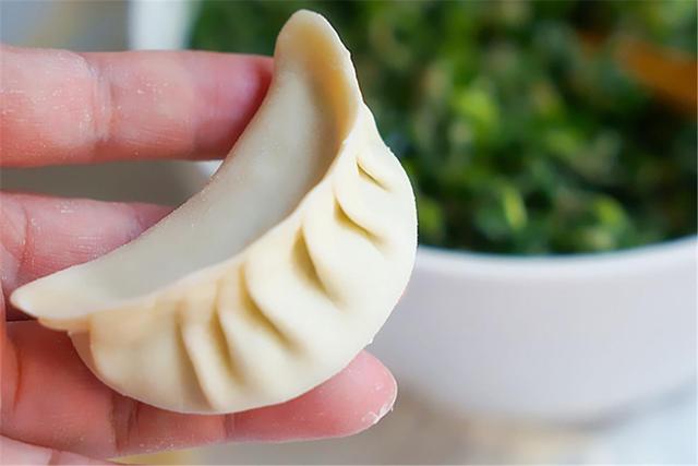 教你這樣做煎餃，又脆又香，學會了自己在家輕鬆做早餐