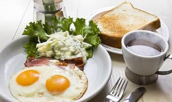 「健康」4個習慣讓人急速衰老，你再不留意就老了！