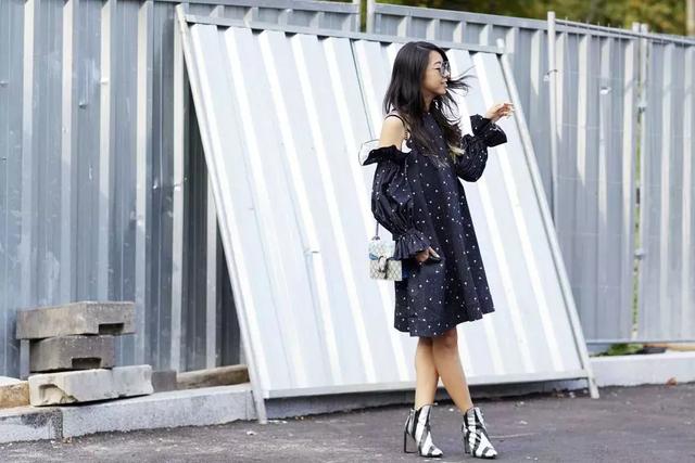 印花裙就買這幾件讓你穿過就戒不掉的美麗