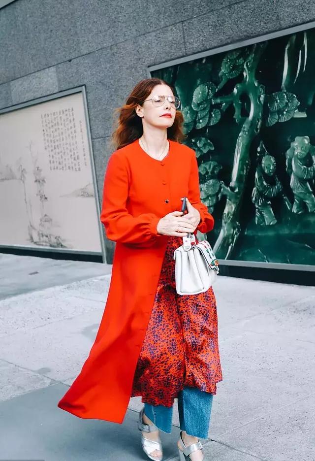 印花裙就買這幾件讓你穿過就戒不掉的美麗