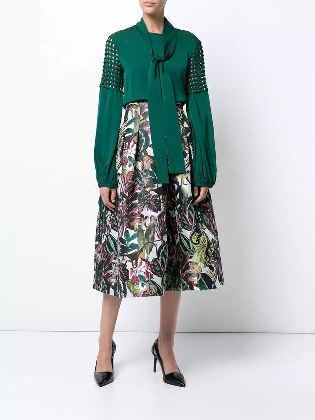 印花裙就買這幾件讓你穿過就戒不掉的美麗