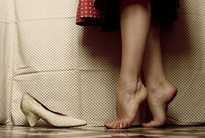 8個走路姿勢，能看出身體毛病，趕快對照自查！