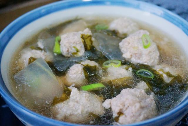 夏天多喝這個湯，鮮美又解暑，我家每週做一次，每次都剩不下