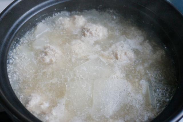 夏天多喝這個湯，鮮美又解暑，我家每週做一次，每次都剩不下