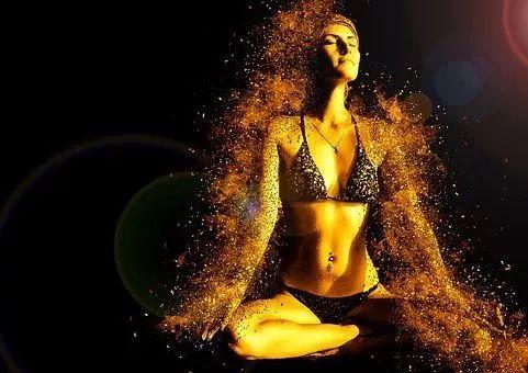 快低頭看看你的肚臍，如果長這樣，那就千萬要小心了！