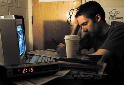 45歲後，要知道5個“警戒線”，一旦超過，健康就要亮“紅燈”！