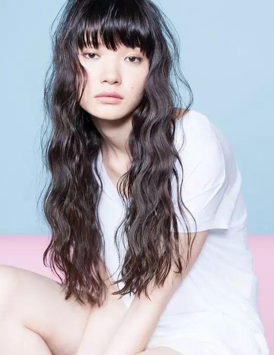 復古劉海兒的多種款式，劉海居然還能這樣玩！