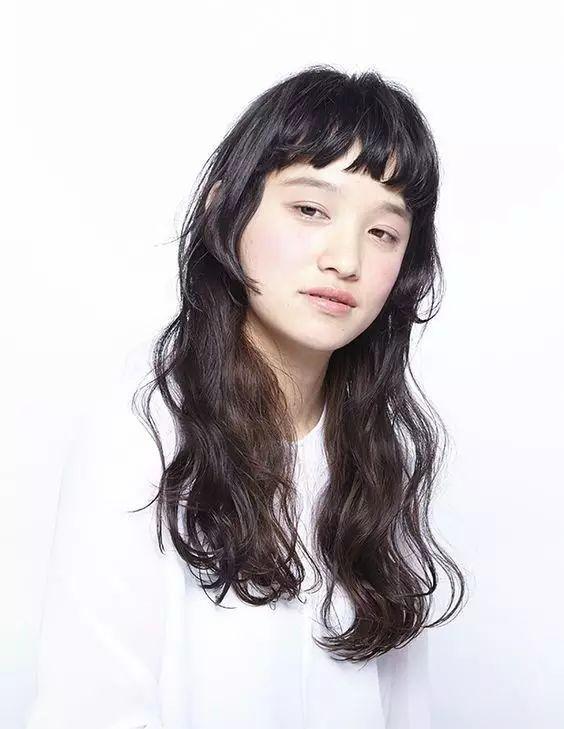 復古劉海兒的多種款式，劉海居然還能這樣玩！