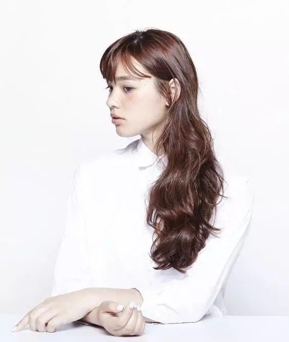 復古劉海兒的多種款式，劉海居然還能這樣玩！