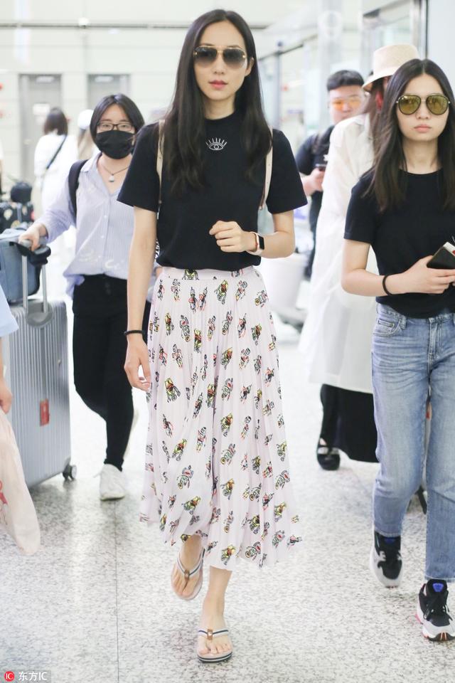 人字拖有多時髦好穿？ 讓超模Gigi都甘願放下高跟鞋