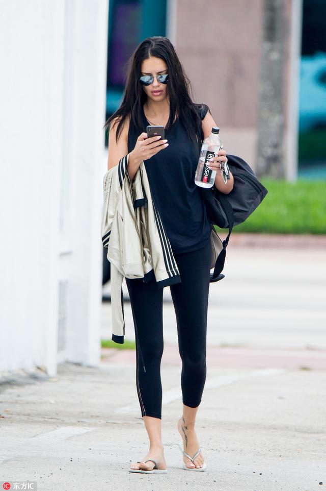 人字拖有多時髦好穿？ 讓超模Gigi都甘願放下高跟鞋