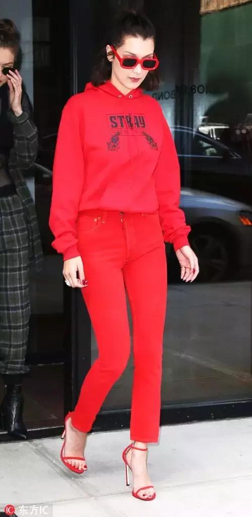 這麼簡單卻這麼紅今年出街率最高最流行的涼鞋竟然是它！