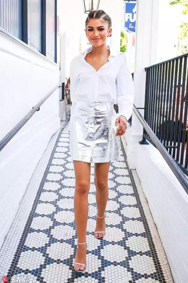 這麼簡單卻這麼紅今年出街率最高最流行的涼鞋竟然是它！