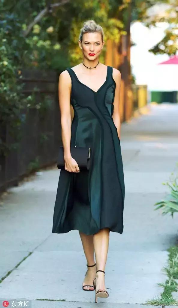 這麼簡單卻這麼紅今年出街率最高最流行的涼鞋竟然是它！