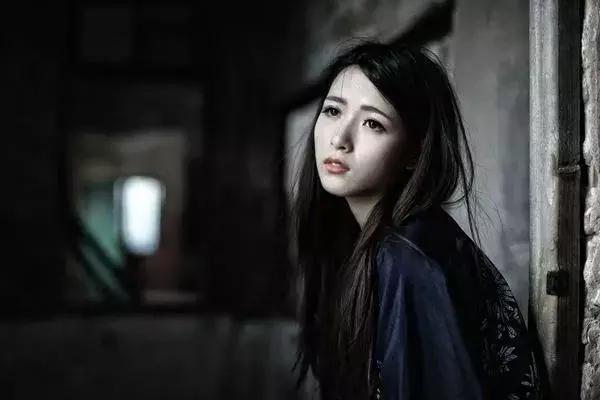 天黑路滑，社會復雜！