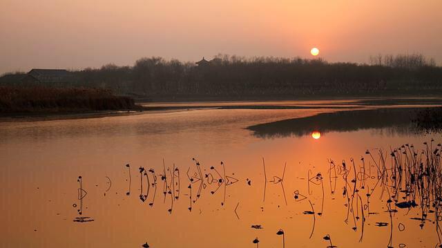 天黑得很慢(送給60歲以上的老年朋友)