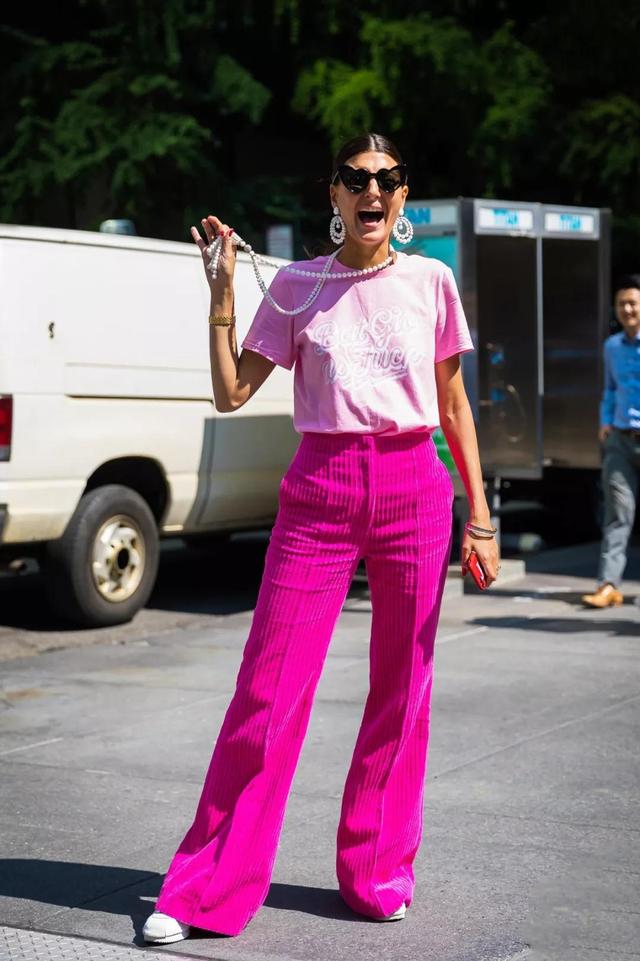 別老穿白T了，2018夏季彩色T卹會讓你有不一樣的時髦哦～