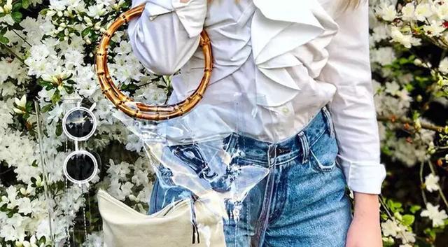 PVC透明包包這麼火,選對4種就夠了!