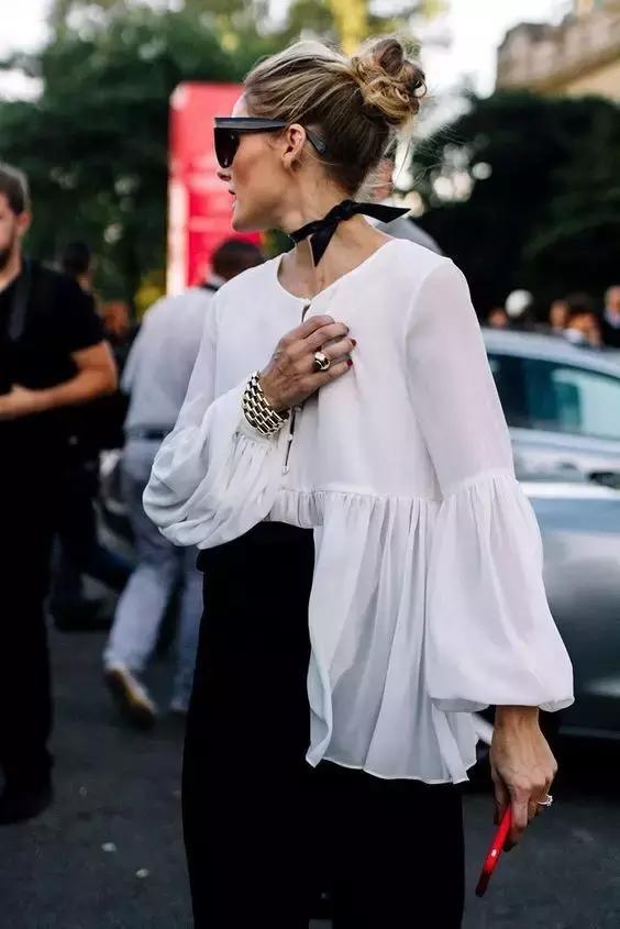 一件真絲襯衣美得不爭不搶，穿過才知道什麼叫做女人味！