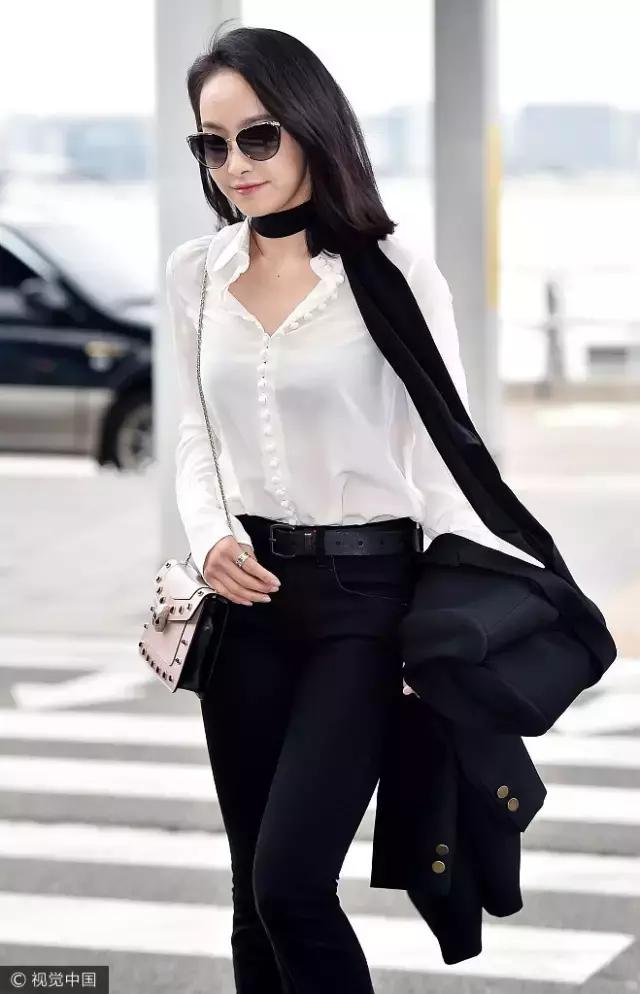 一件真絲襯衣美得不爭不搶，穿過才知道什麼叫做女人味！