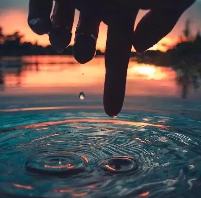 人活一世，不爭、不理、不解釋！