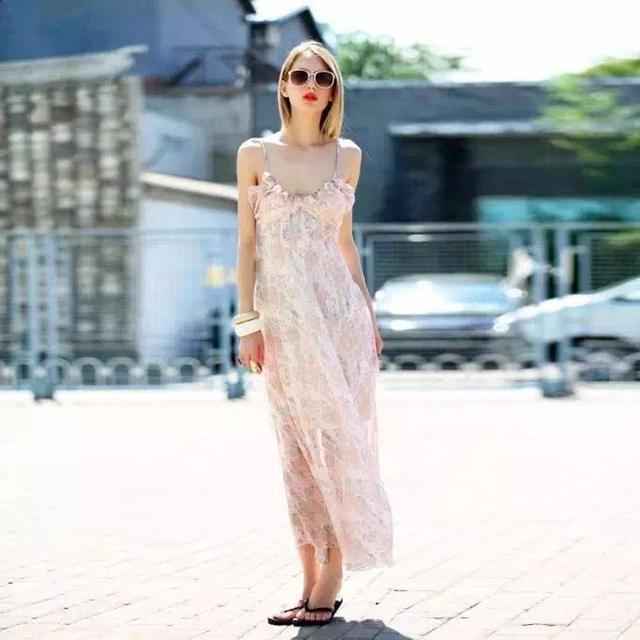 人人追捧的複古潮兒！ 風情萬鍾連衣裙