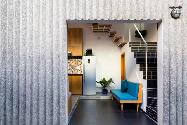 18㎡的複式小3層，一家三口居然住成了小別墅！