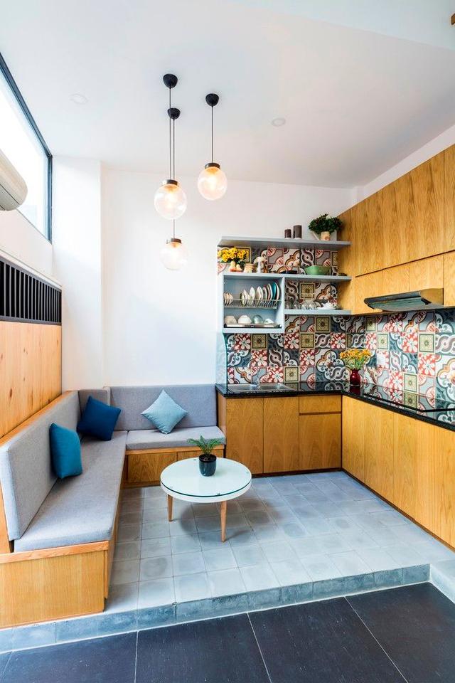 18㎡的複式小3層，一家三口居然住成了小別墅！