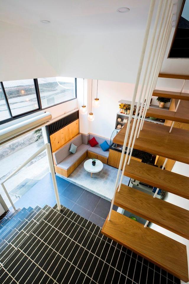 18㎡的複式小3層，一家三口居然住成了小別墅！